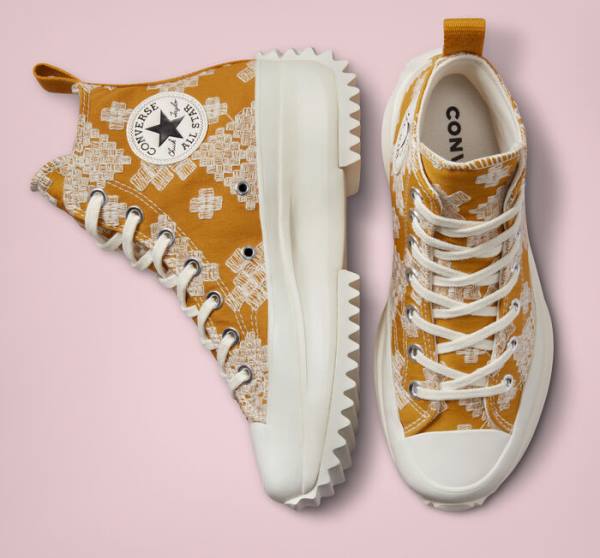 Zapatillas Altas Converse Run Star Hike Platform Tonal Embroidery Negras Amarillo | CV-052APD